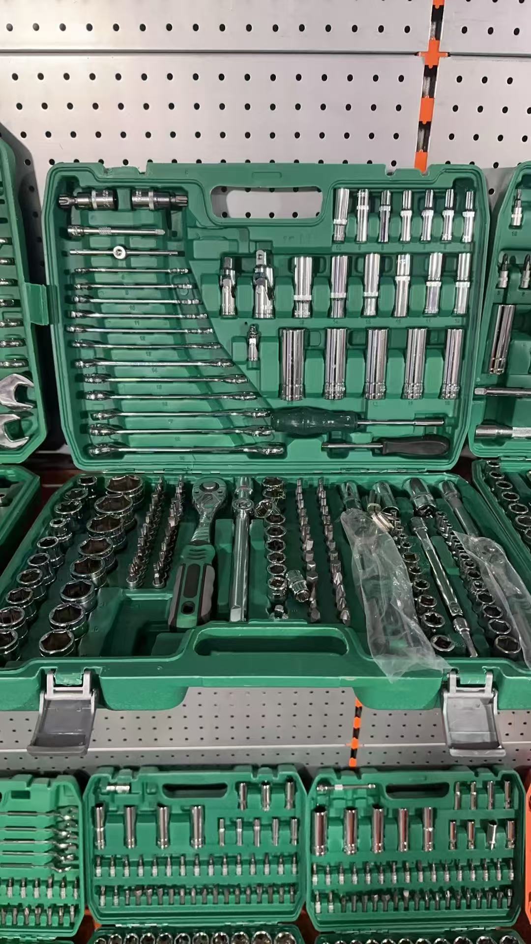 ชุดเครื่องมือซ่อมรถยนต์ DIY 21 - Power Tools Garden บทวิจารณ์และราคา